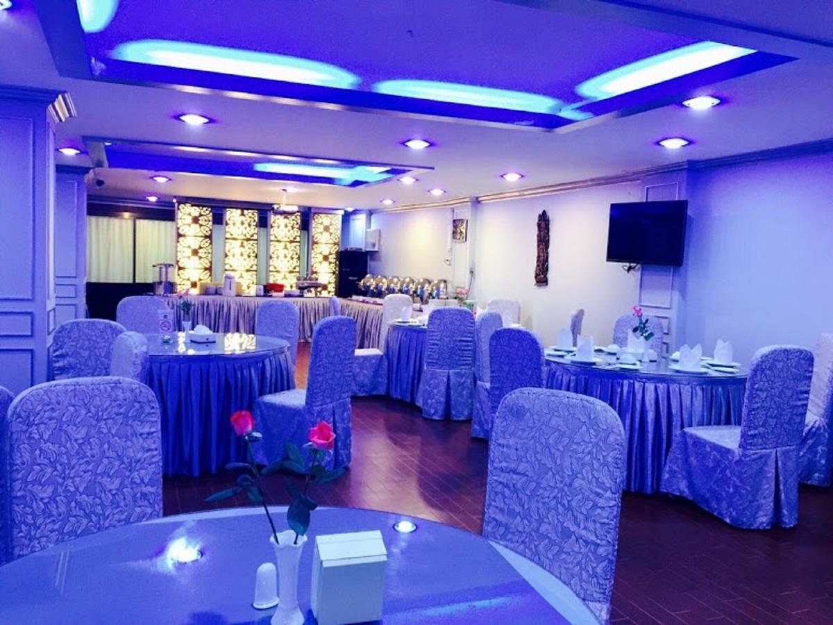 Summer Palace Hotel Янгон Екстериор снимка