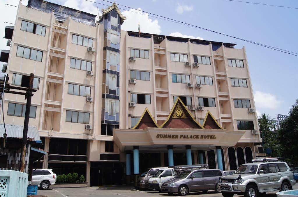 Summer Palace Hotel Янгон Екстериор снимка
